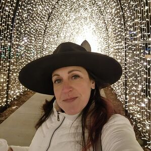 Meet your Posher, Amie